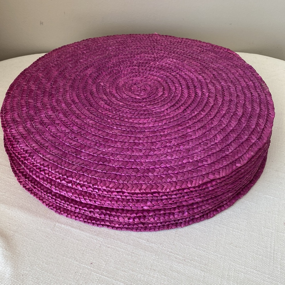 3/$15 🎁 One Dozen Fuchsia Placemats 14” Easy to Clean Braided Woven Synthetic